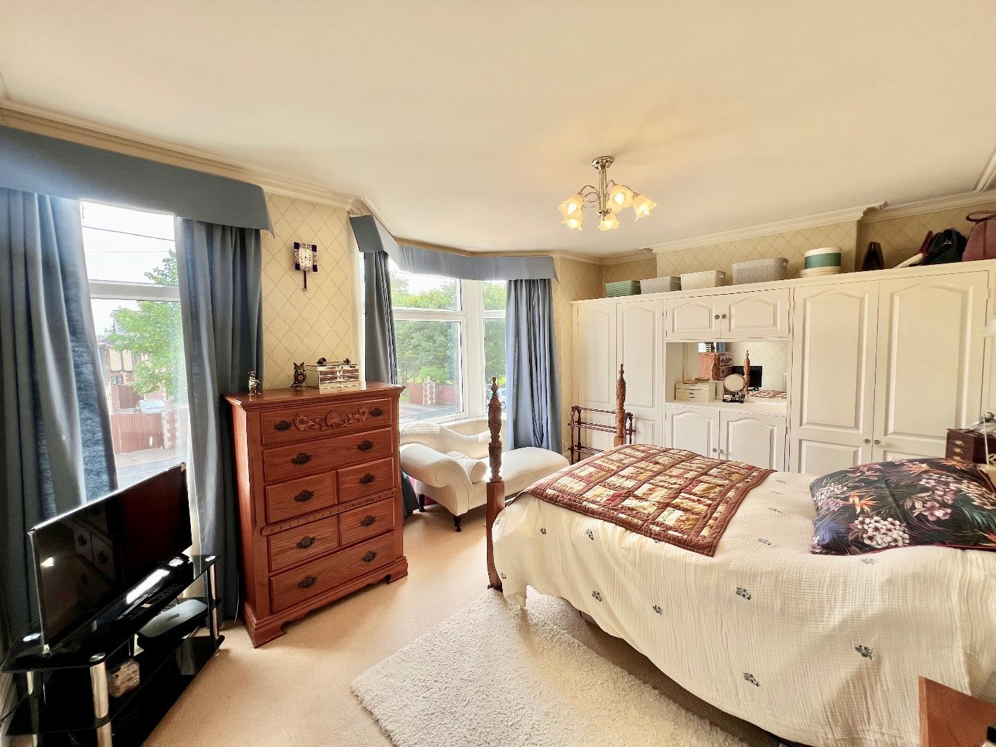 Beach Road, Porthcawl, Bridgend County Borough, CF36 5NH